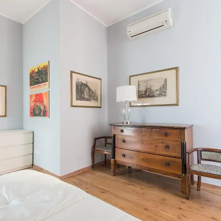 Luxury Auditorium Apartment